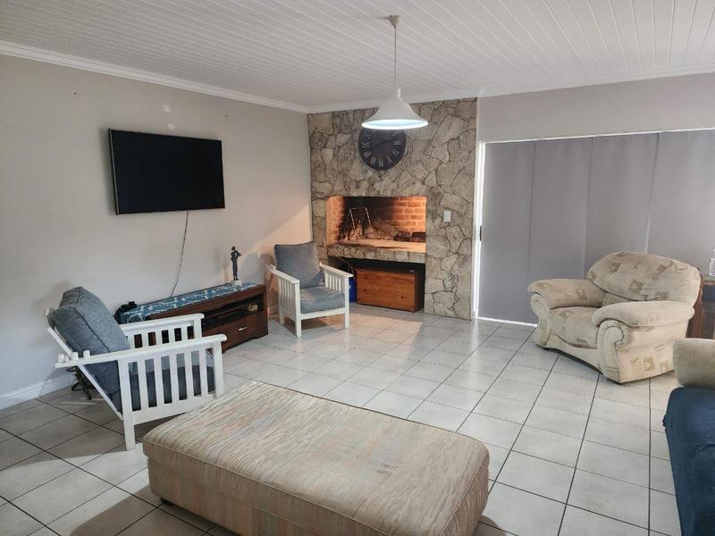 3 Bedroom Property for Sale in Stilbaai Wes Western Cape